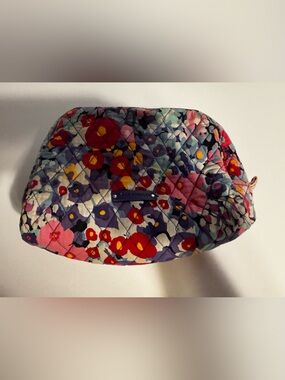 Vera Bradley Flower Floral Cosmetic Make Up Pouch - Impressionista Zip Wet Bag